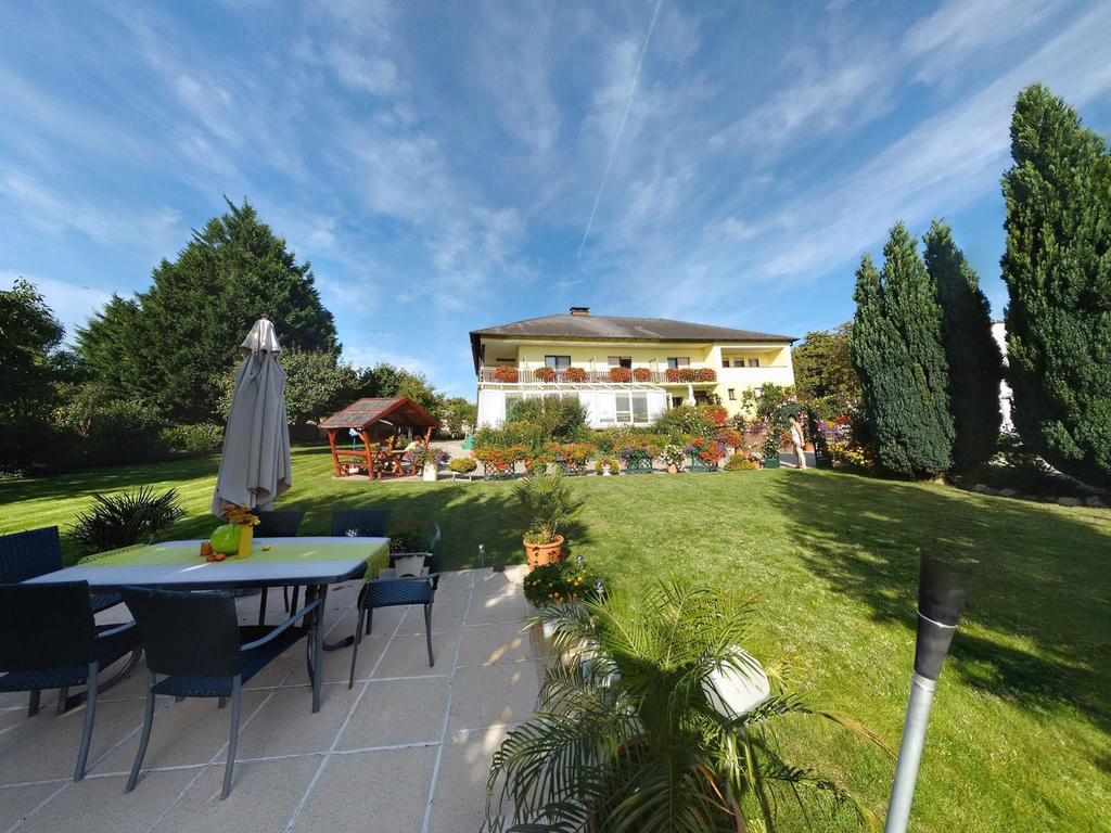 Haus Margarethe Hotel Moerbisch Am See Luaran gambar