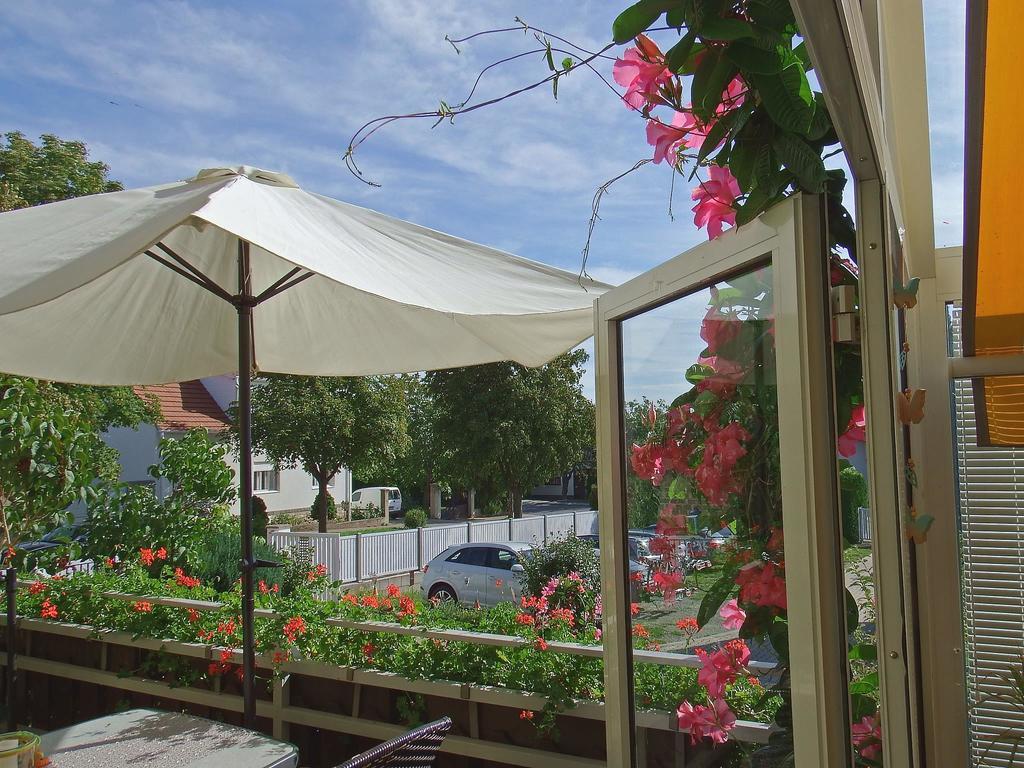 Haus Margarethe Hotel Moerbisch Am See Luaran gambar